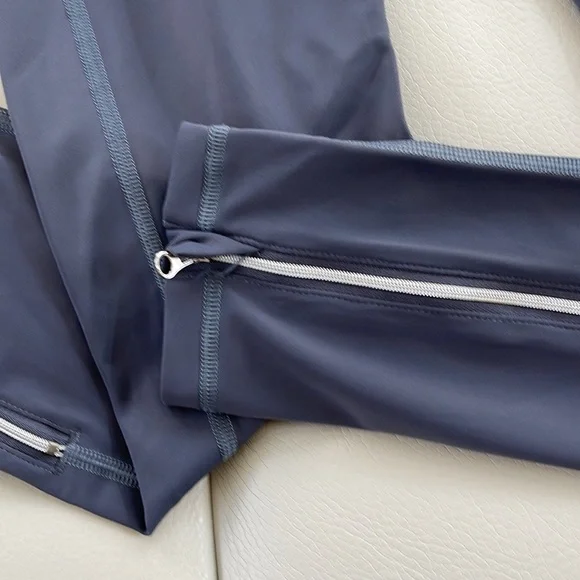 Victoria’s Secret Sport gray leggings size Small - Picture 2 of 6